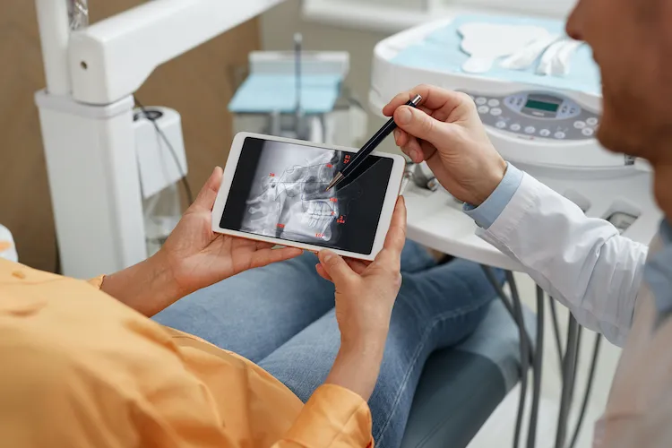 Digital Dentistry Makes Your Appointment Comfortable in Clinton, NC